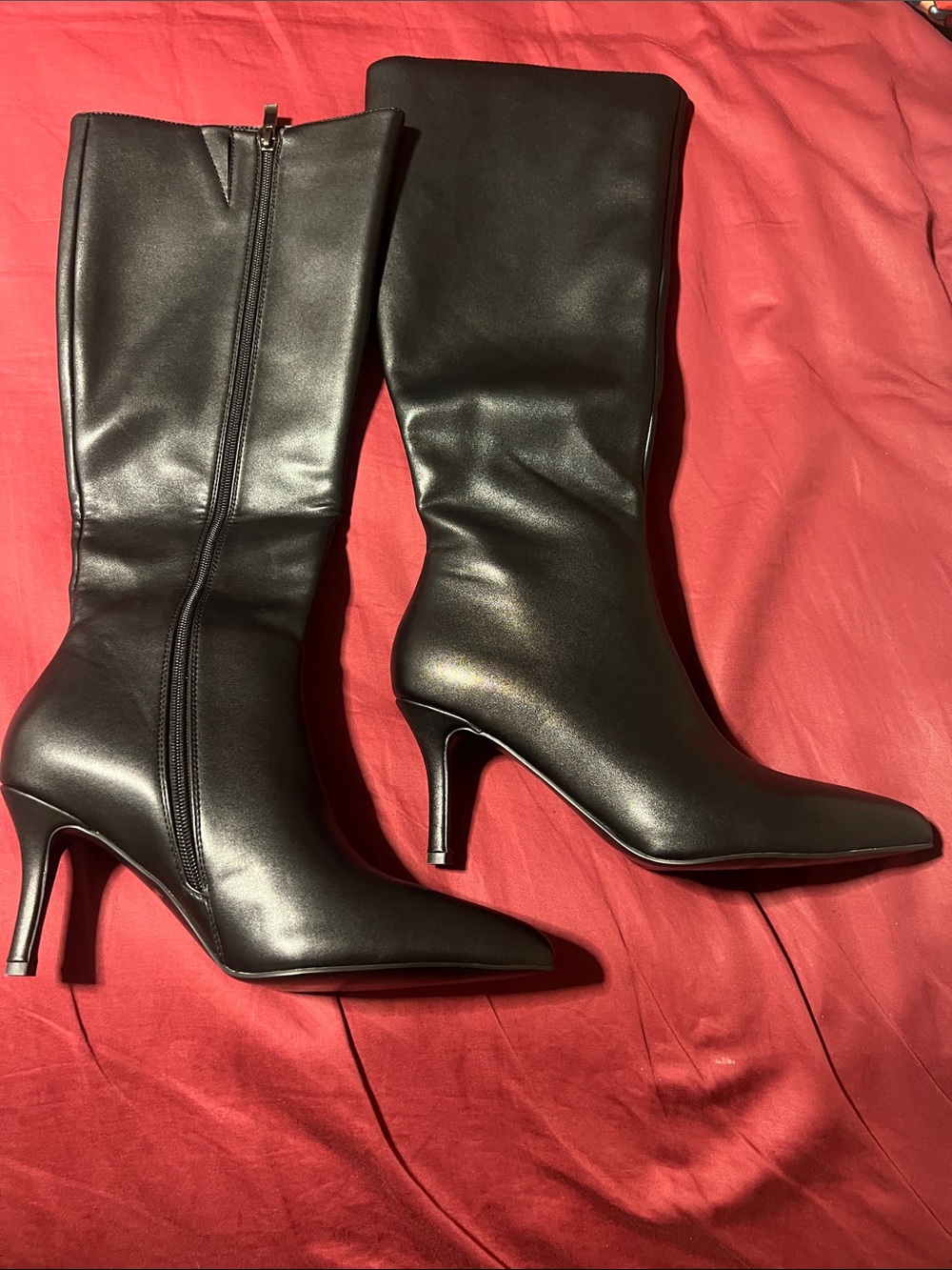 AiunIInd Women's Black Mid-Calf Pointed-Toe Heel Boots(NWOB)
